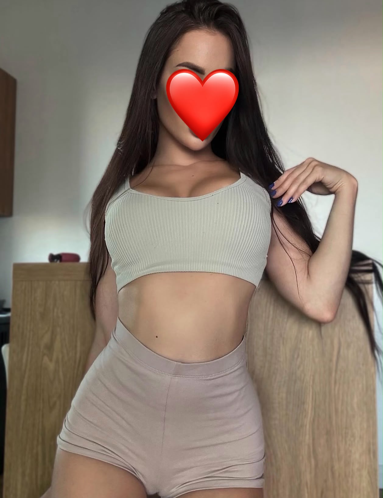 אישה מסאגיסטית – הוד השרון