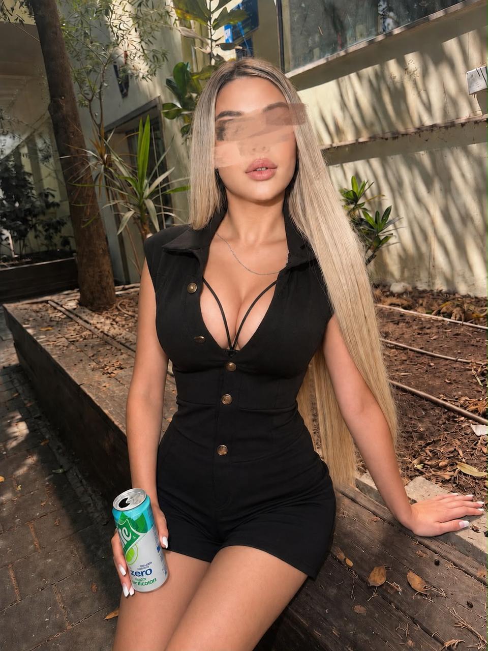 בחורה חמה -תל אביב