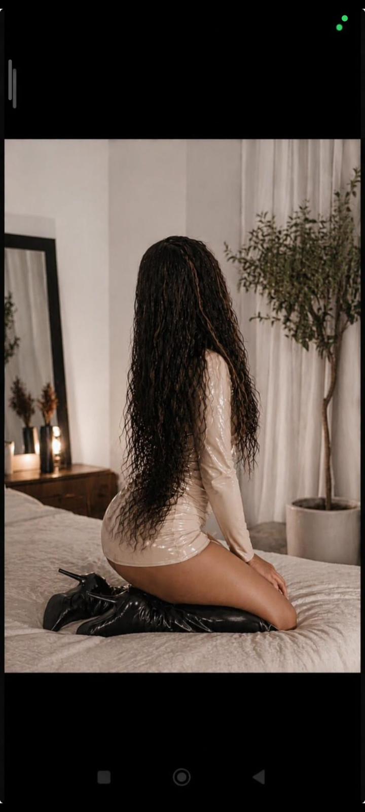 פתח תקווה – פראית